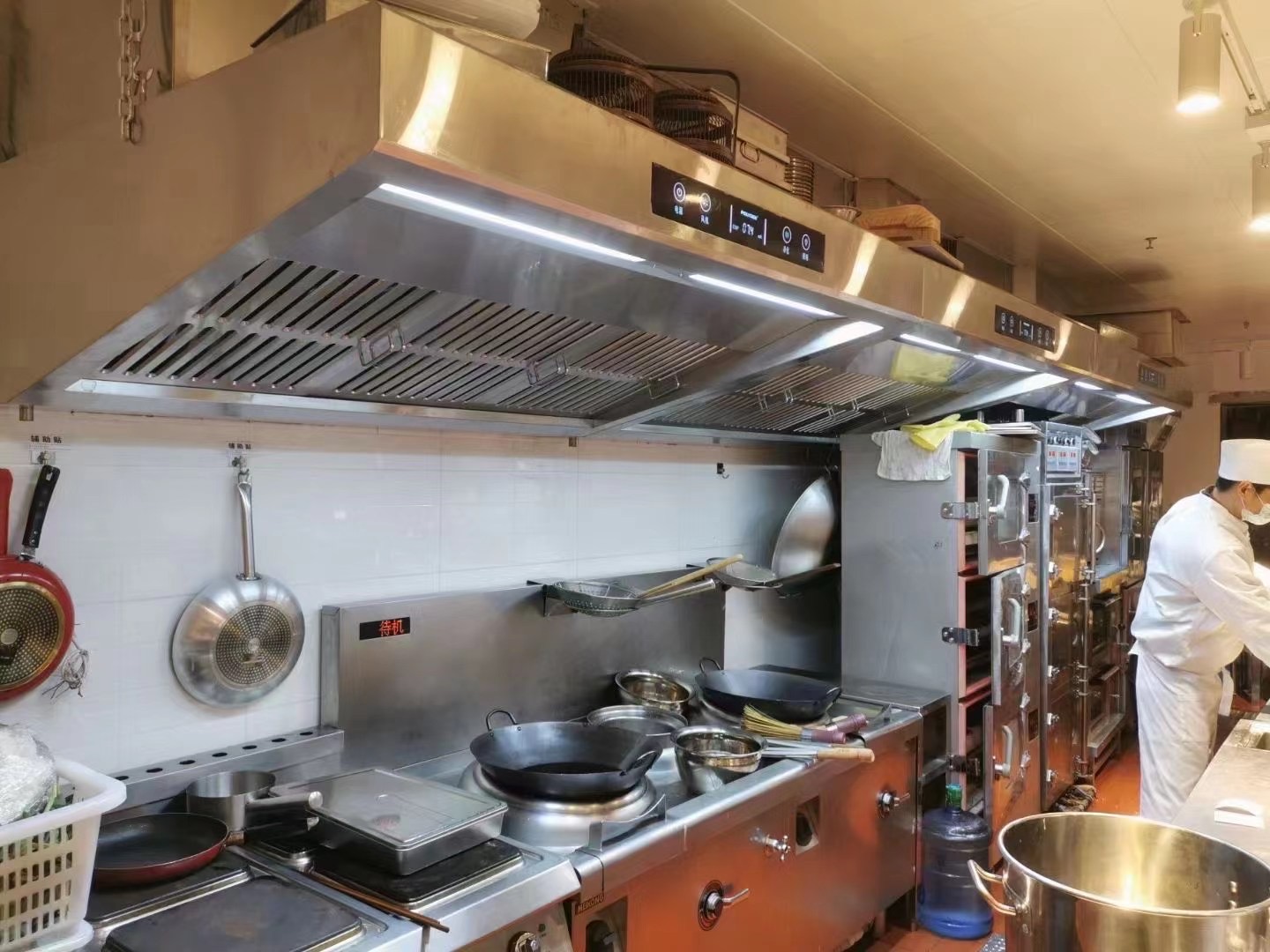شفاط تنفيس العادم مطعم فندق ال - مراجعة Commercial Kitchen Vent Hood وسعره